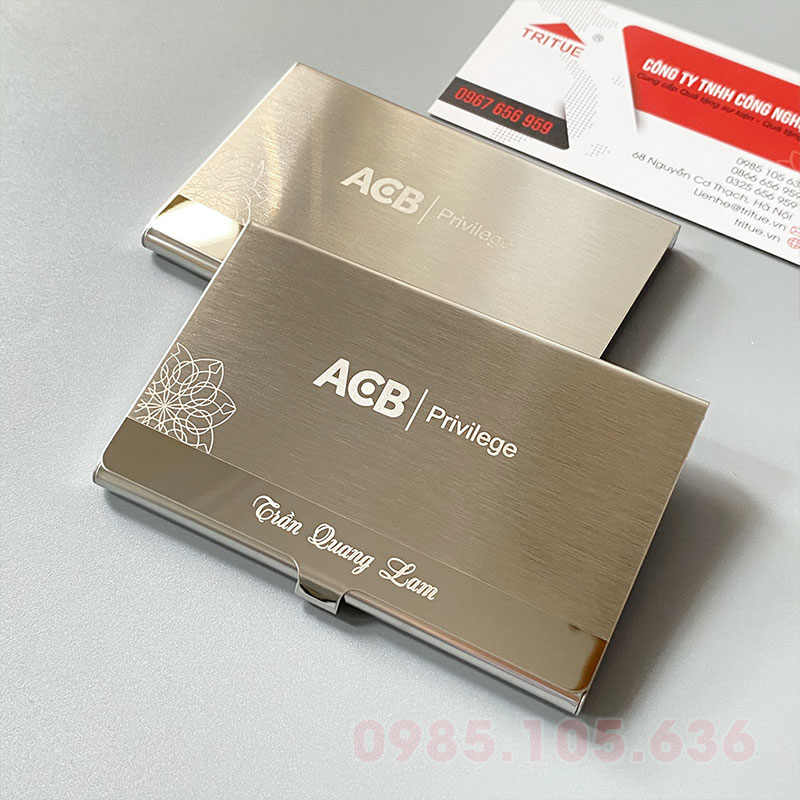 hop name card thep khong gi ha noi
